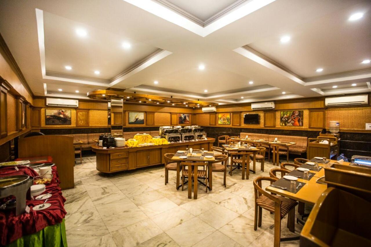 Hotel North Gate Madurai Bagian luar foto